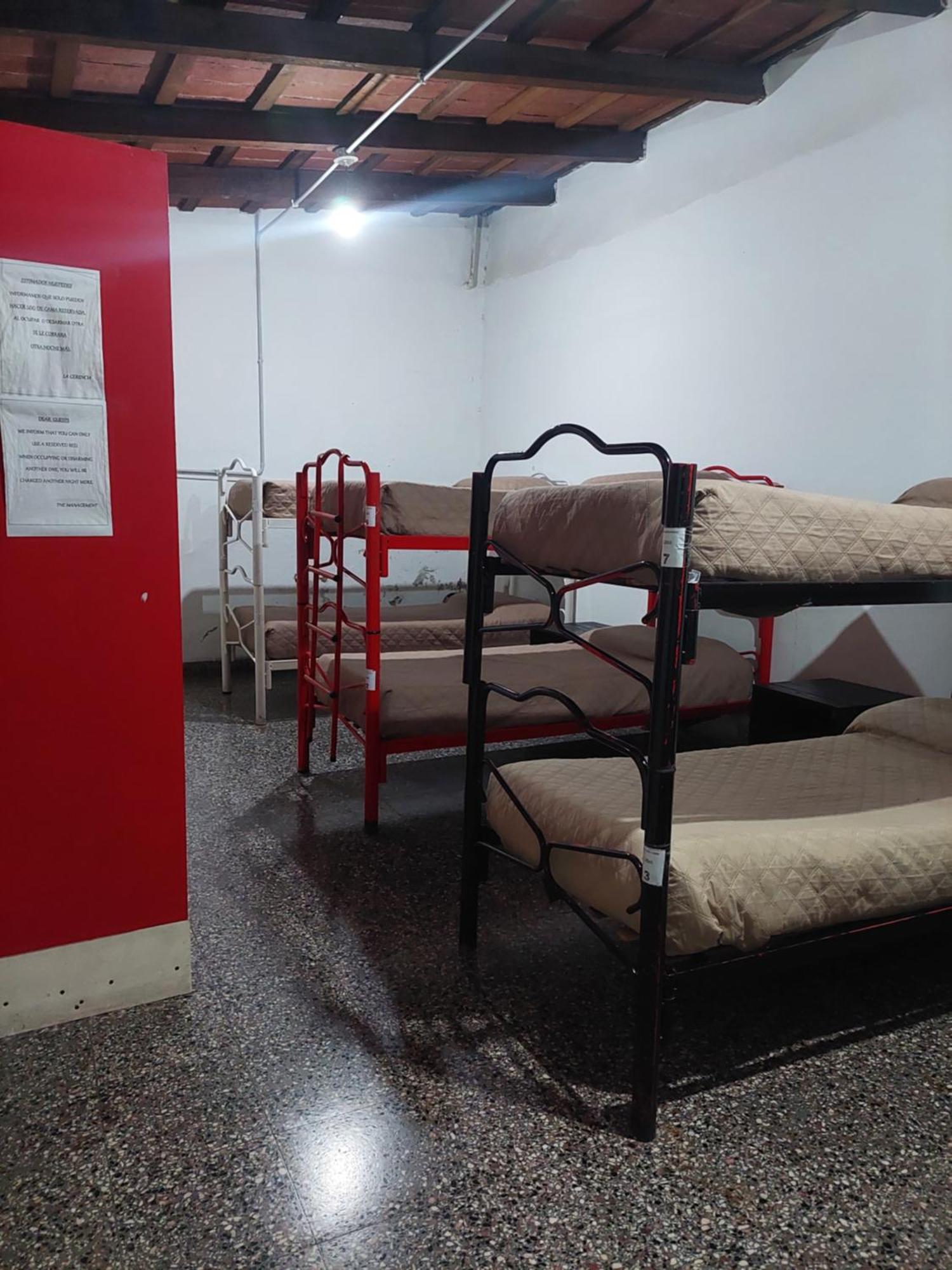 Hostal La Pachamama سالتا المظهر الخارجي الصورة
