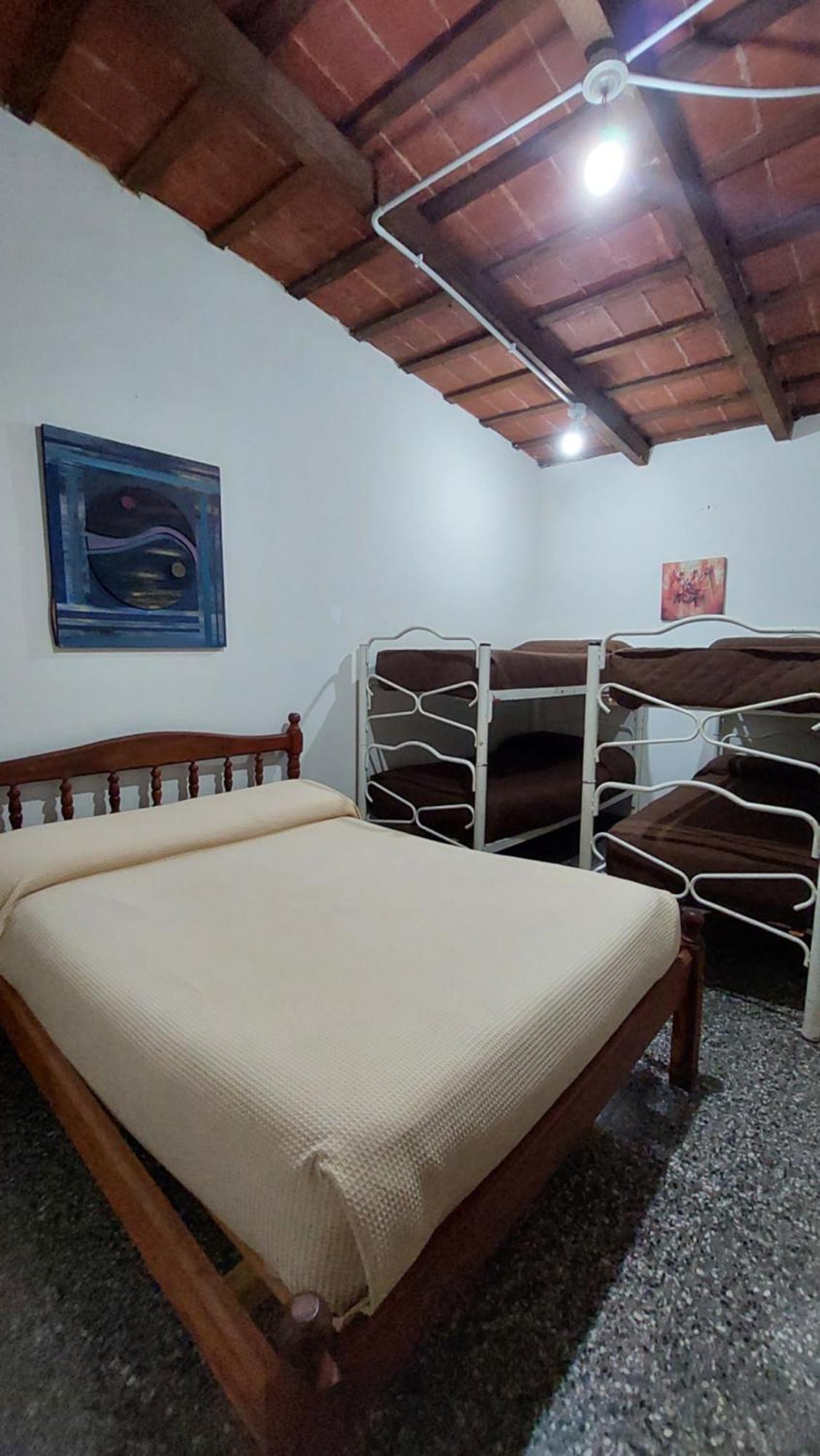 Hostal La Pachamama سالتا المظهر الخارجي الصورة
