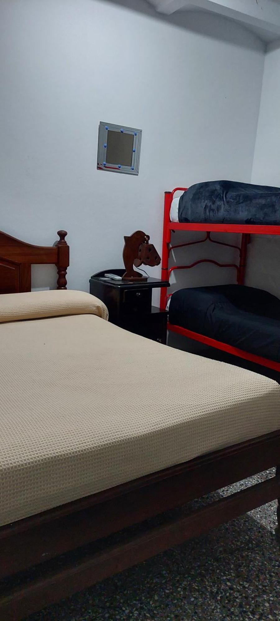 Hostal La Pachamama سالتا المظهر الخارجي الصورة